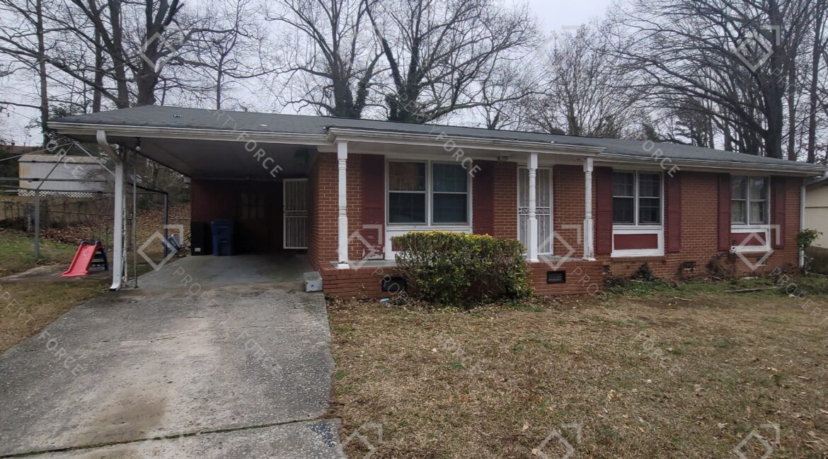 5370 Longmeadow Ln Atlanta, GA 30349 (31)