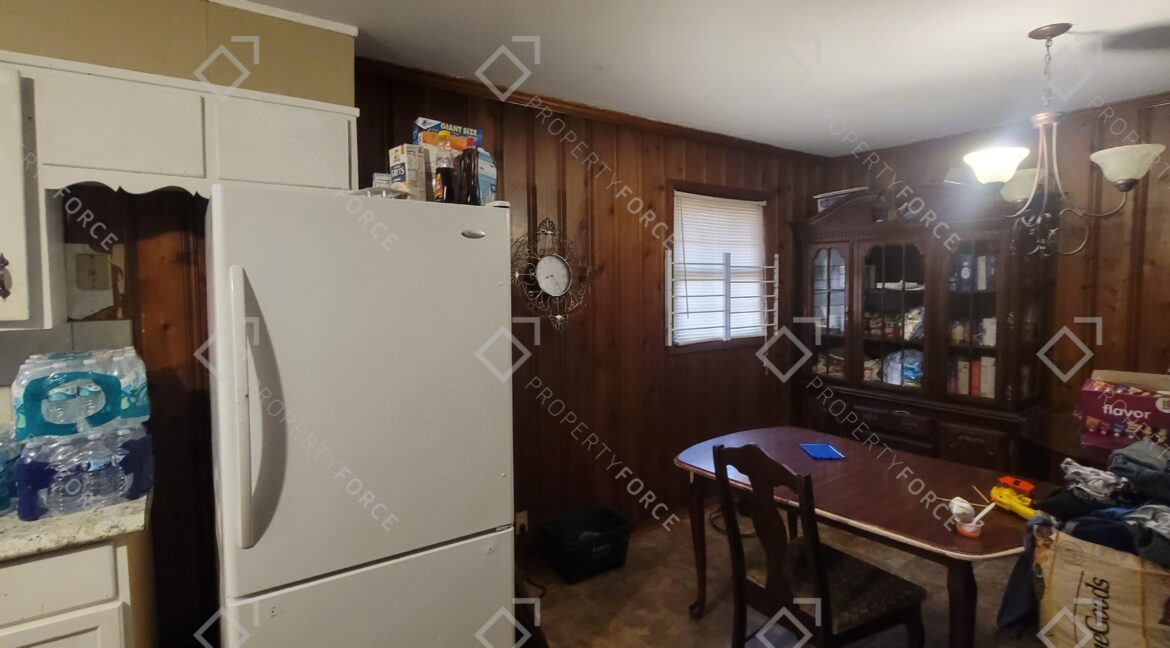 5370 Longmeadow Ln Atlanta, GA 30349 (5)