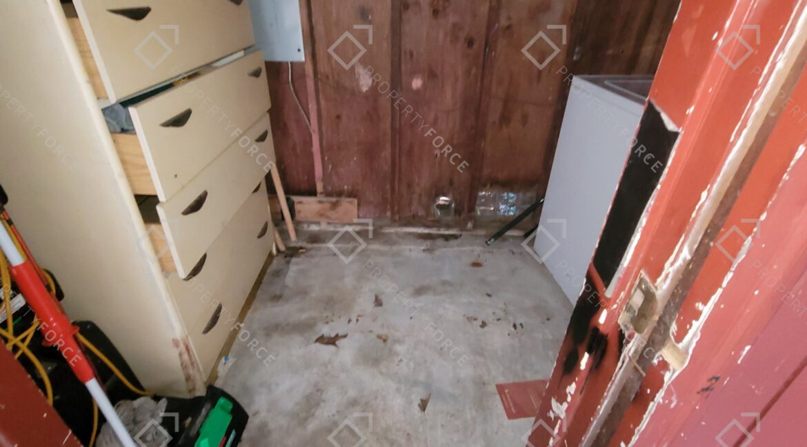 5370 Longmeadow Ln Atlanta, GA 30349 (50)