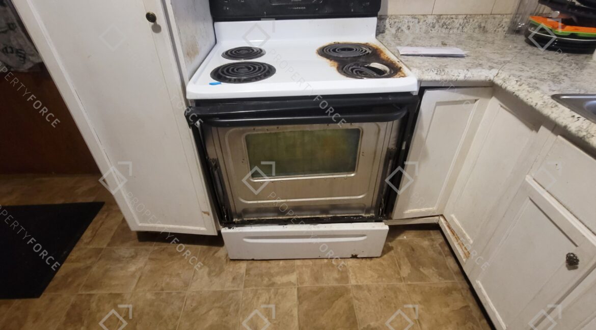 5370 Longmeadow Ln Atlanta, GA 30349 (6)