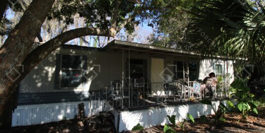 9260 Lake Dr, New Port Richey, FL 34654