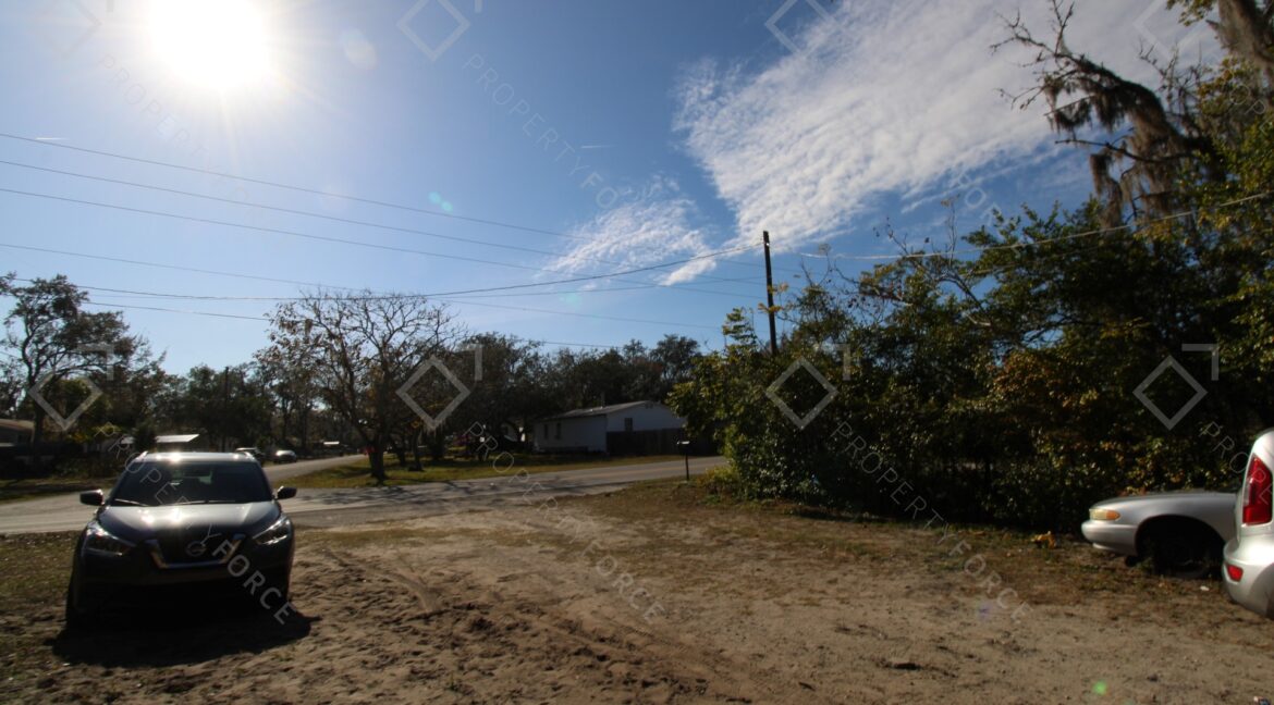 9260 Lake Dr, New Port Richey, FL 34654 (2)