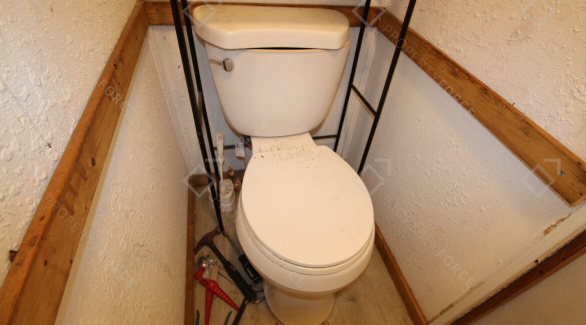 9260 Lake Dr, New Port Richey, FL 34654 (60)