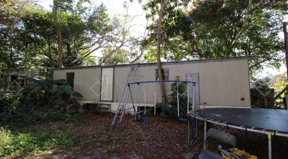 9260 Lake Dr, New Port Richey, FL 34654 (8)