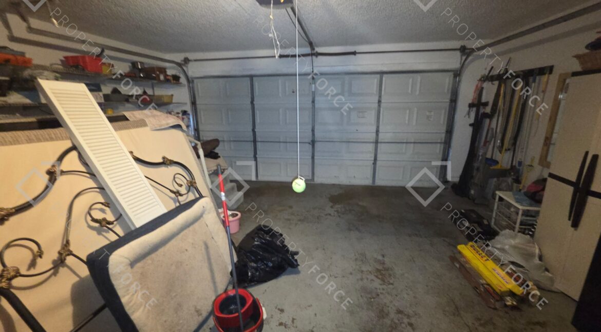 1582 Giles St Nw, Palm Bay, FL 32907 (36)
