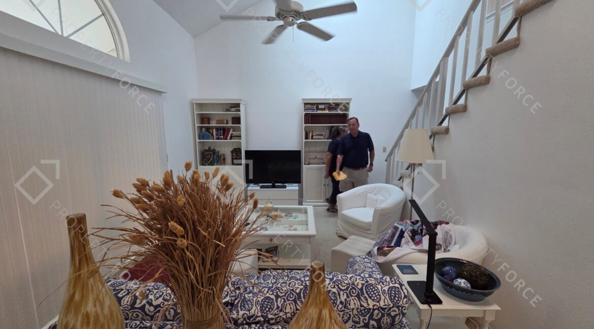 1960 Westminster Cir #2 Vero Beach, FL 32966 (14)