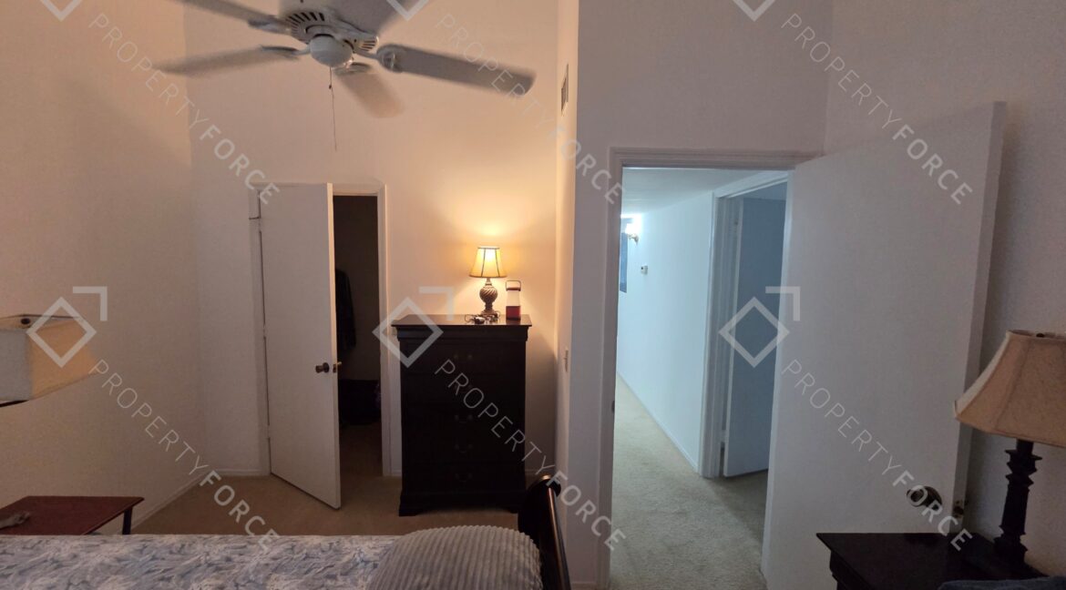 1960 Westminster Cir #2 Vero Beach, FL 32966 (23)