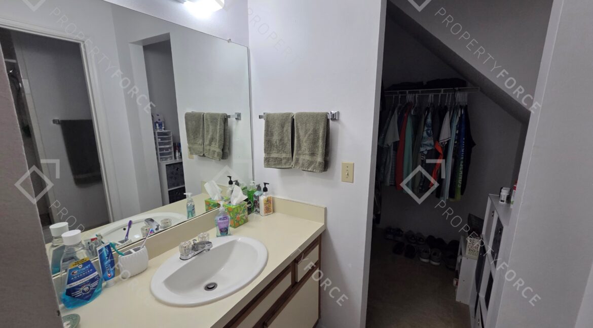 1960 Westminster Cir #2 Vero Beach, FL 32966 (28)