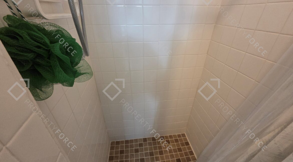 1960 Westminster Cir #2 Vero Beach, FL 32966 (31)