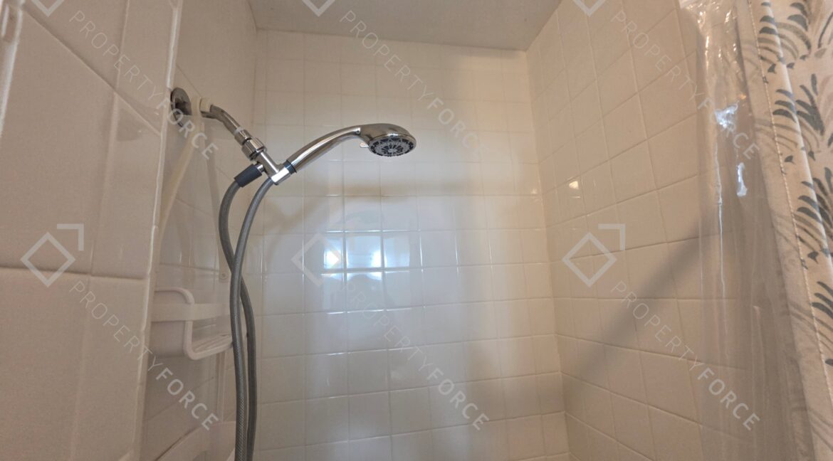 1960 Westminster Cir #2 Vero Beach, FL 32966 (32)