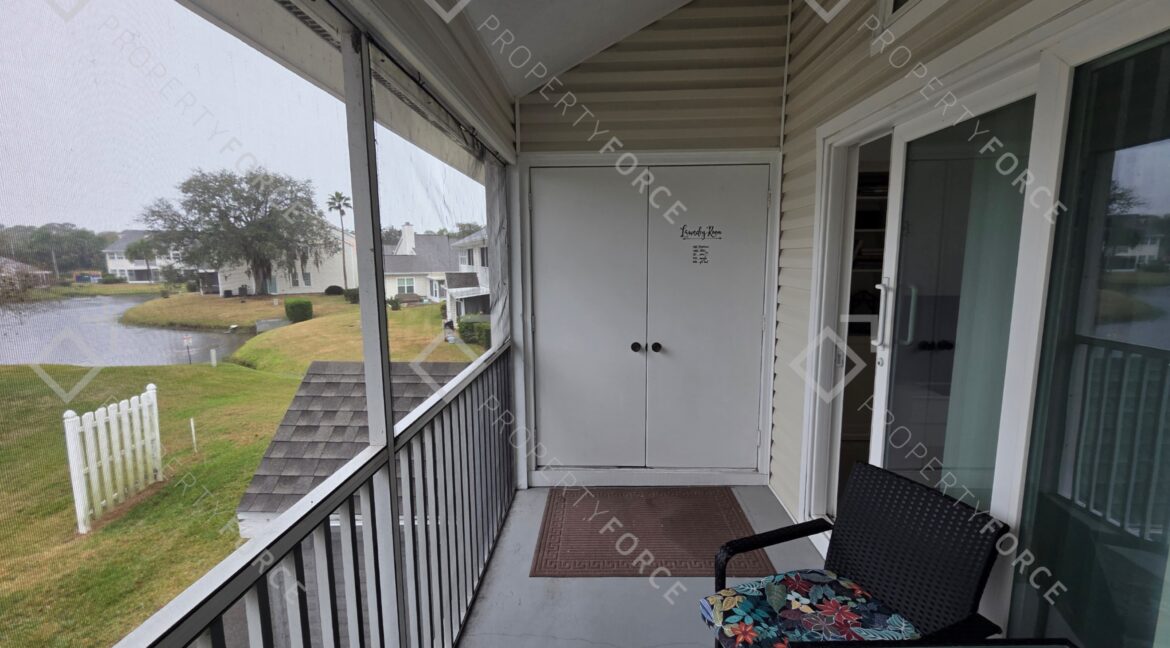 1960 Westminster Cir #2 Vero Beach, FL 32966 (35)