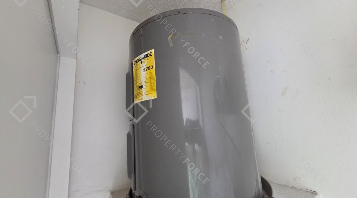 1960 Westminster Cir #2 Vero Beach, FL 32966 (37)