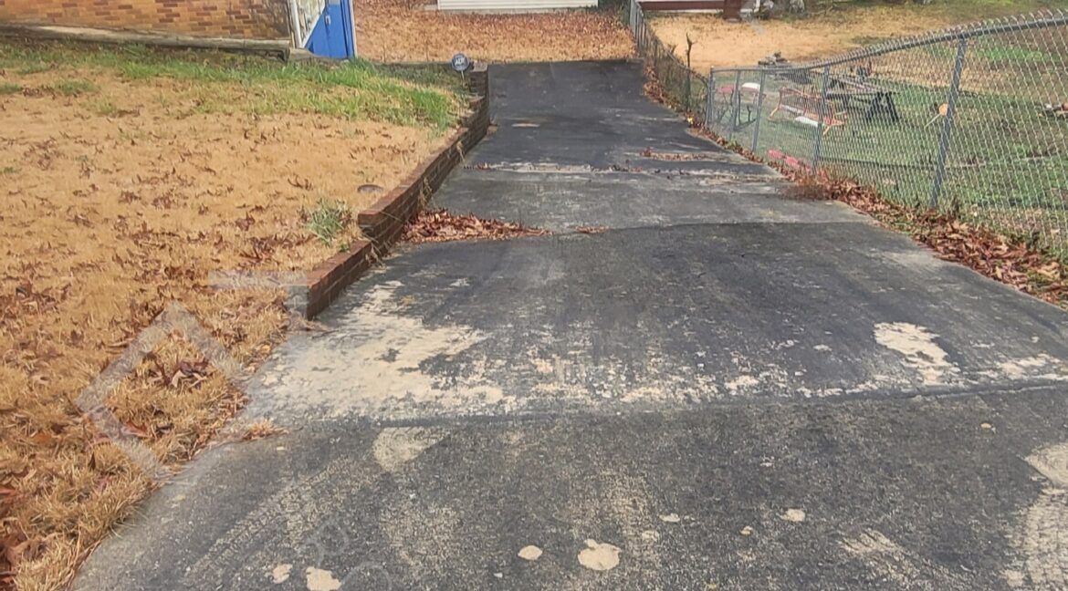 2238 Douglas Drive, East Point, GA, 30344 (16)