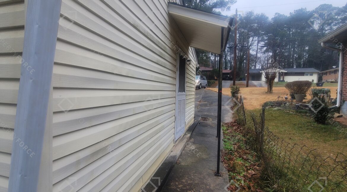 2238 Douglas Drive, East Point, GA, 30344 (3)