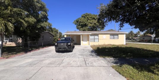 2901 NW 21st St, Fort Lauderdale, FL 33311