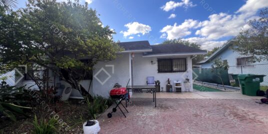 11330 SW 189th St, Miami, FL 33157