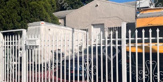 1521 NW 33rd St Miami, FL 33142