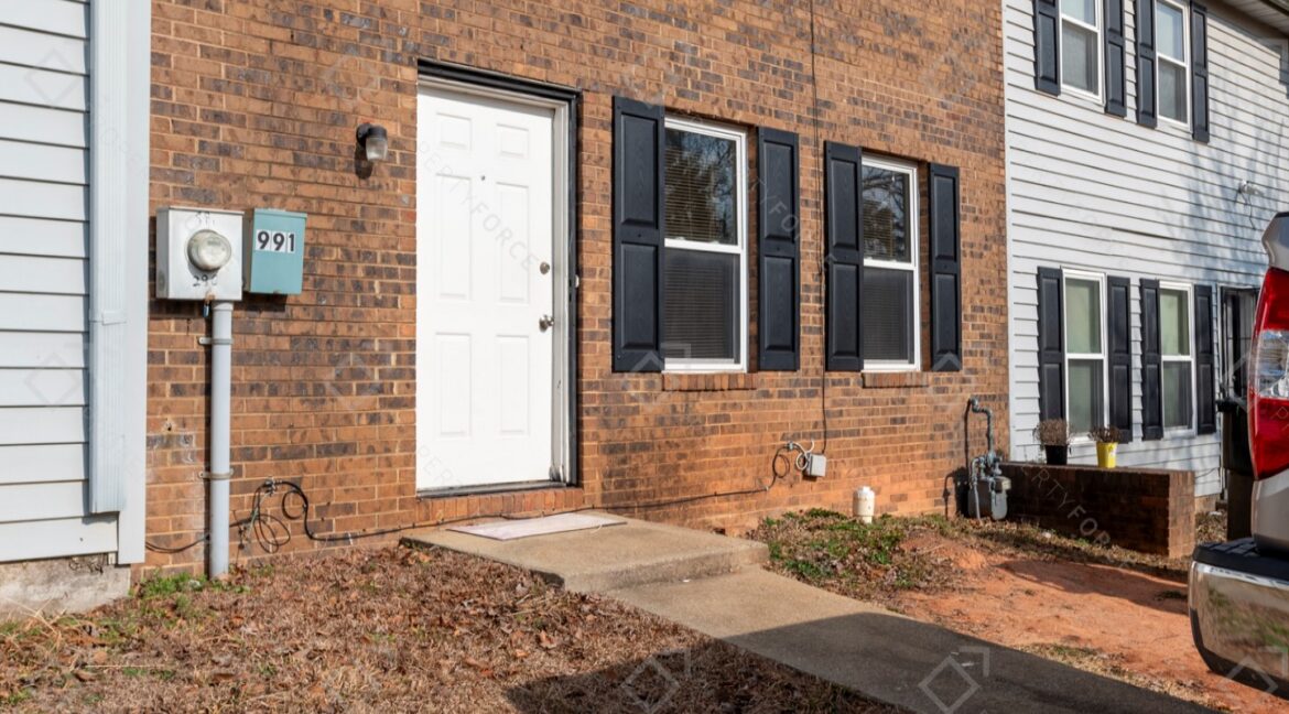 991 Hickory Bend Road, Atlanta, GA 30349 (3)