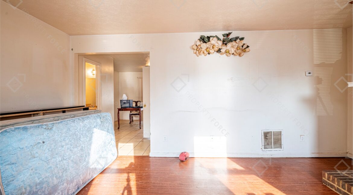 991 Hickory Bend Road, Atlanta, GA 30349 (33)