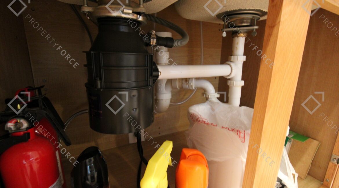 Kitchen plumbing