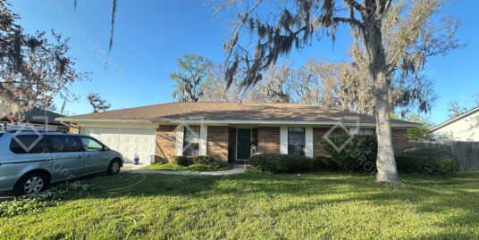 506 Kevin Dr, Orange Park, FL 32073