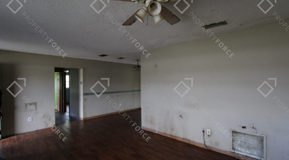 12390 Elgin Blvd, Spring Hill, FL 34609 (17)