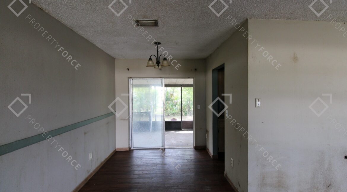 12390 Elgin Blvd, Spring Hill, FL 34609 (21)