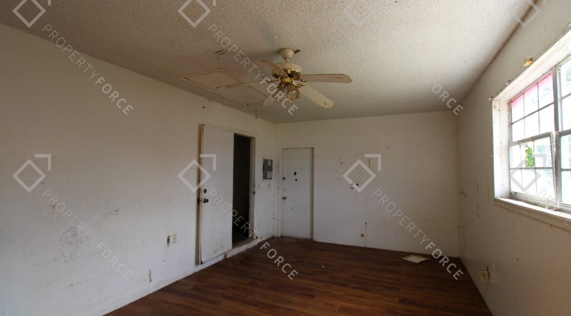 12390 Elgin Blvd, Spring Hill, FL 34609 (37)