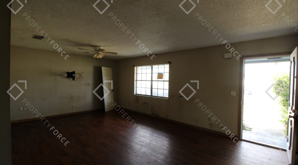 12390 Elgin Blvd, Spring Hill, FL 34609 (41)