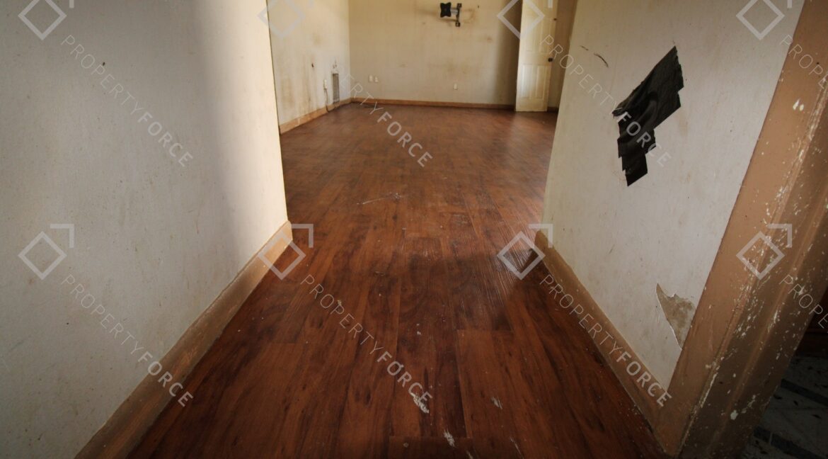 12390 Elgin Blvd, Spring Hill, FL 34609 (66)