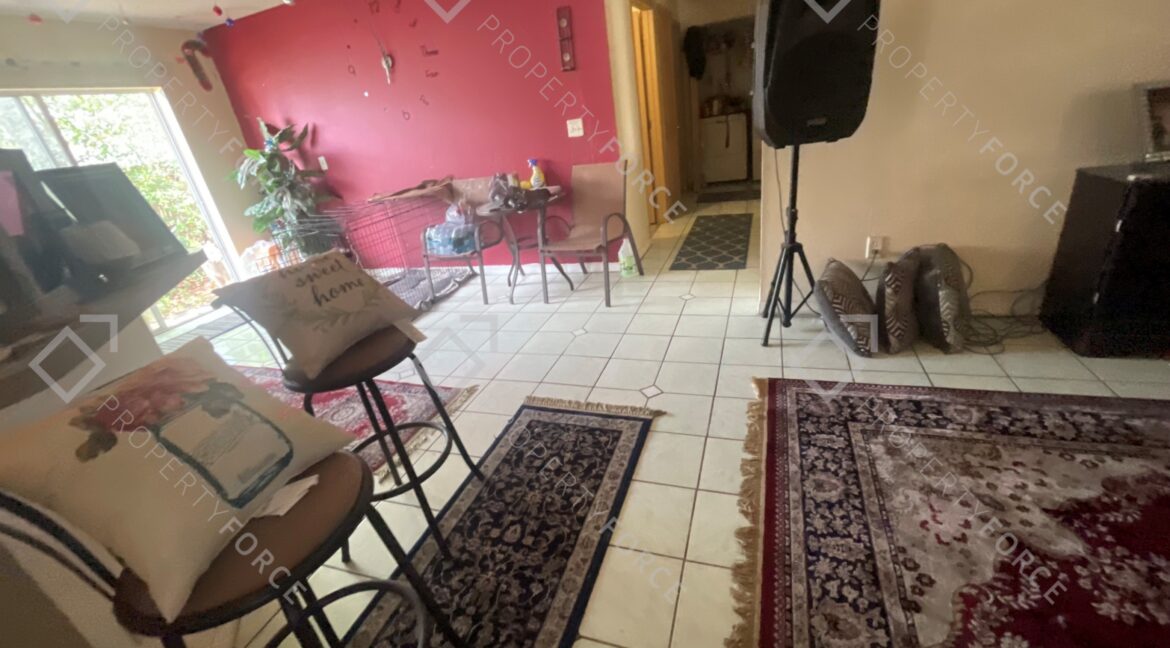 3811 N 57th St, Tampa, FL 33619 (101)