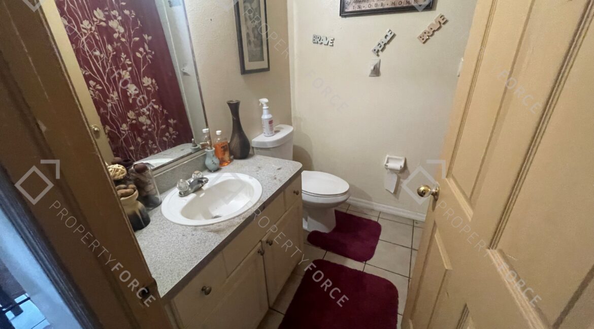 3811 N 57th St, Tampa, FL 33619 (56)