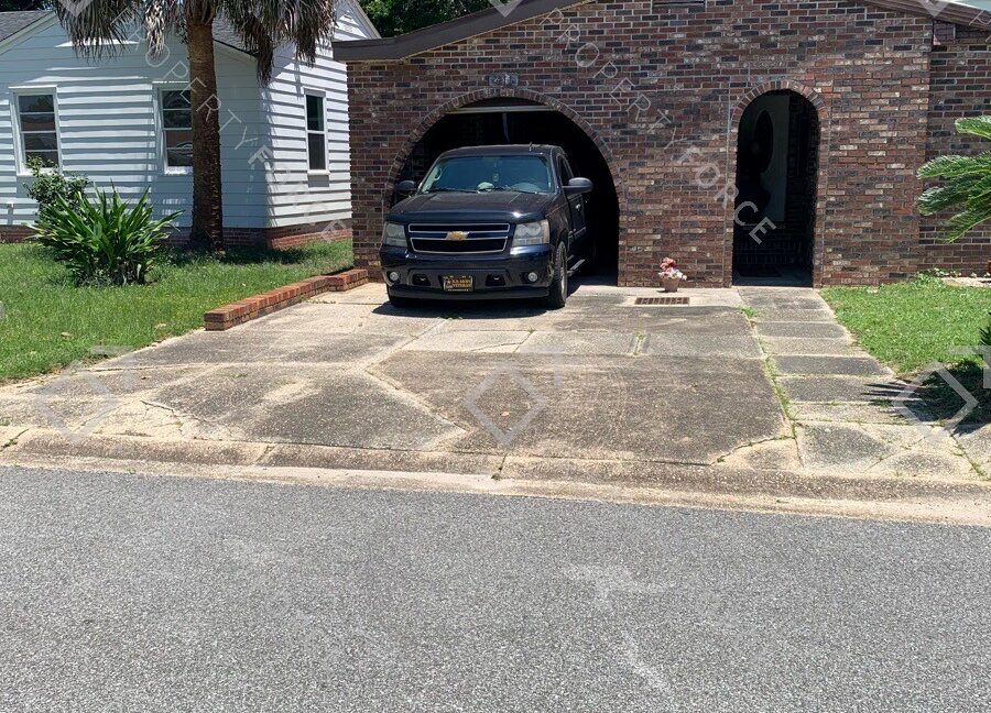 Take_photos_of_the_driveway4