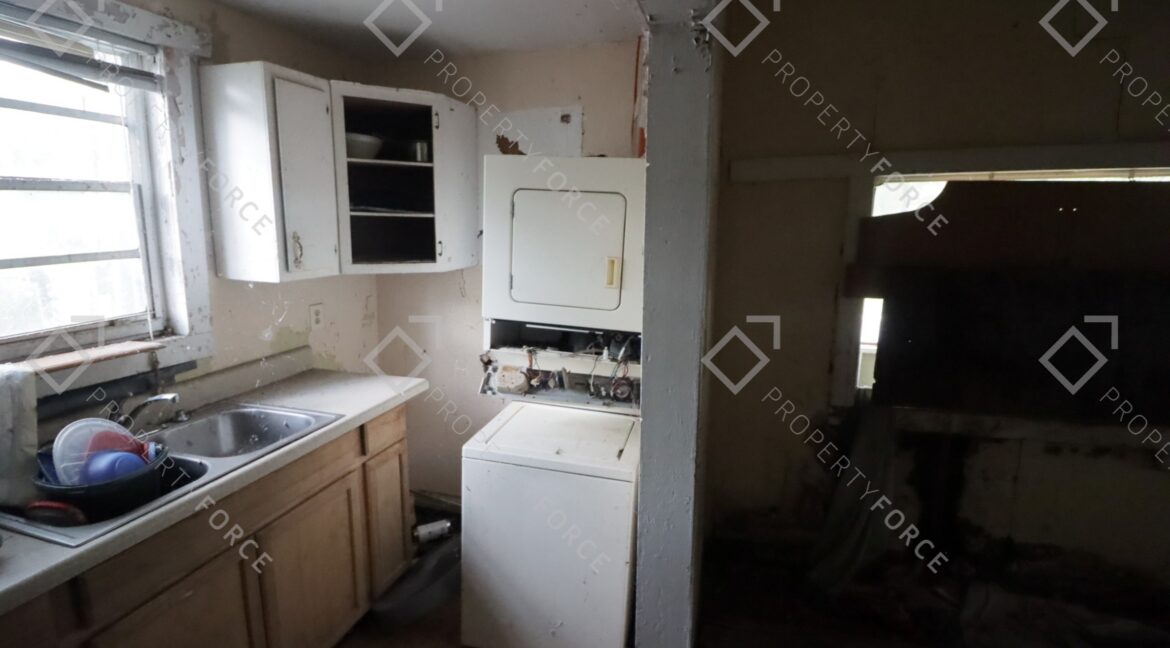 1005 SW 2nd St Ocala (33)