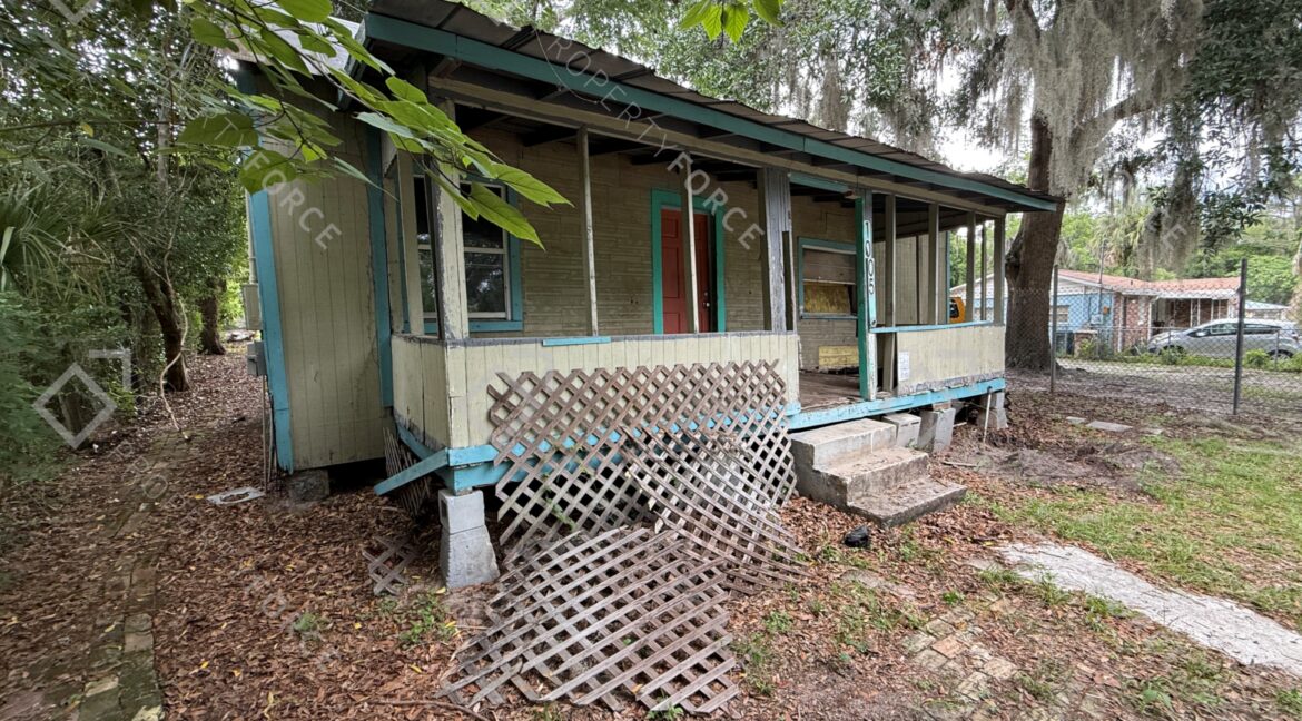 1005 SW 2nd St Ocala, FL 34471 (31)