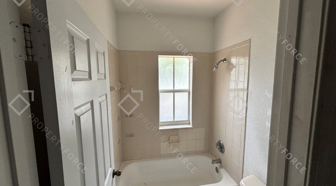 102 S Santa Catalina Cir North Lauderdale, FL 33068 (57)