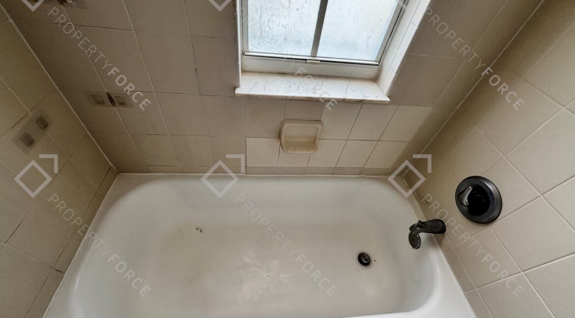 102 S Santa Catalina Cir North Lauderdale, FL 33068 (58)