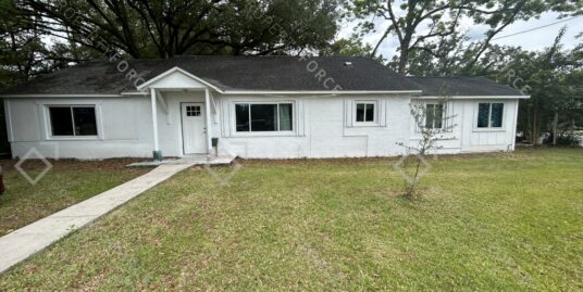 109 E 1st Ave, Havana, FL 32333
