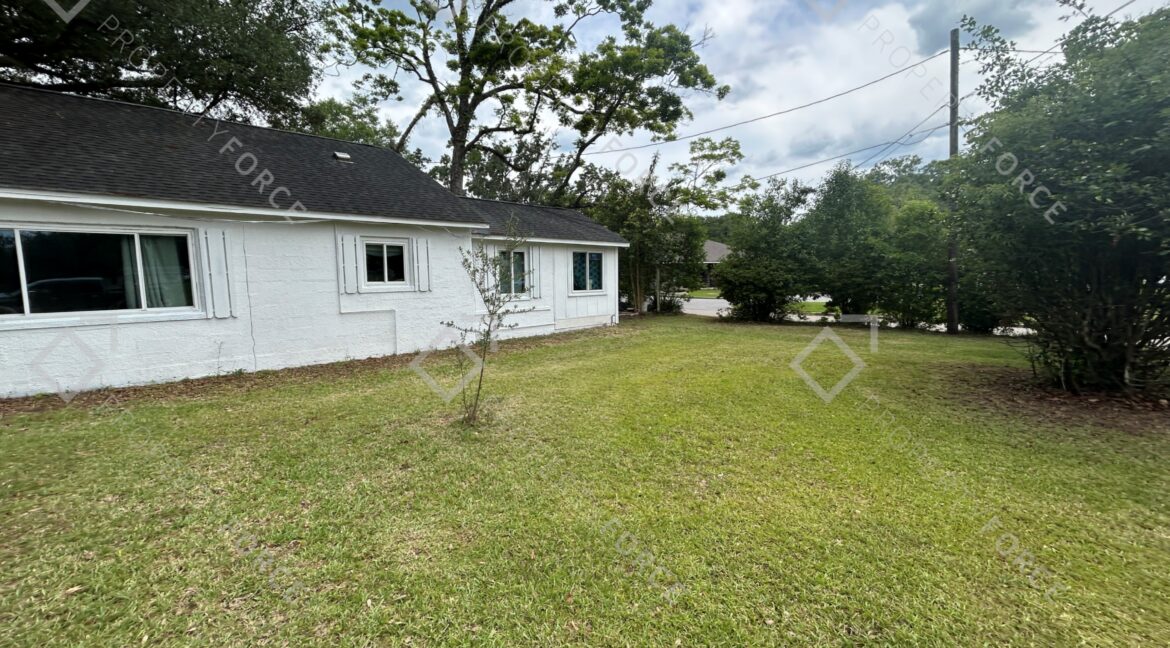 109 E 1st Ave, Havana, FL 32333 (5)