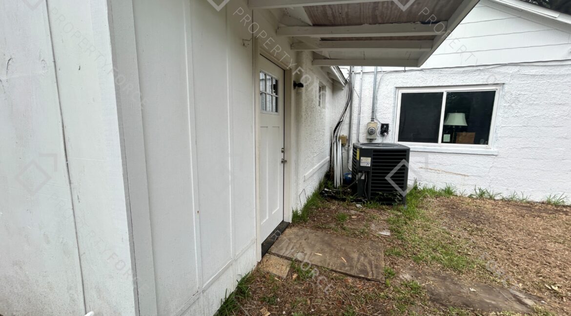 109 E 1st Ave, Havana, FL 32333 (9)