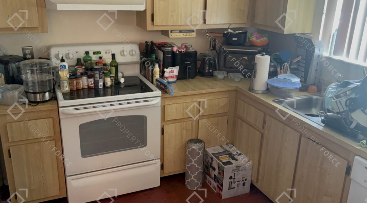 1317 Sussex Dr North Lauderdale, FL 33068 (13)