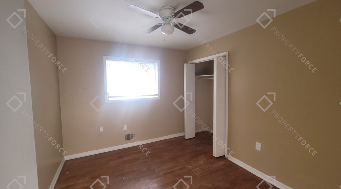 1664 Barrett Dr NW, Atlanta, GA 30318 (49)