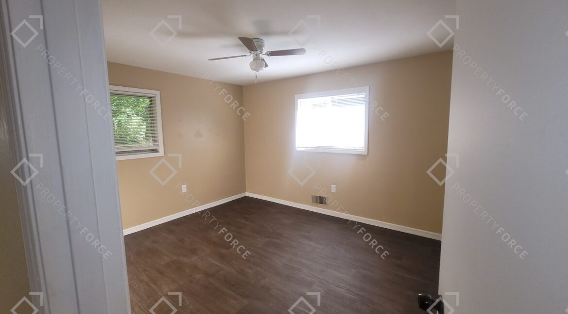 1664 Barrett Dr NW, Atlanta, GA 30318 (53)