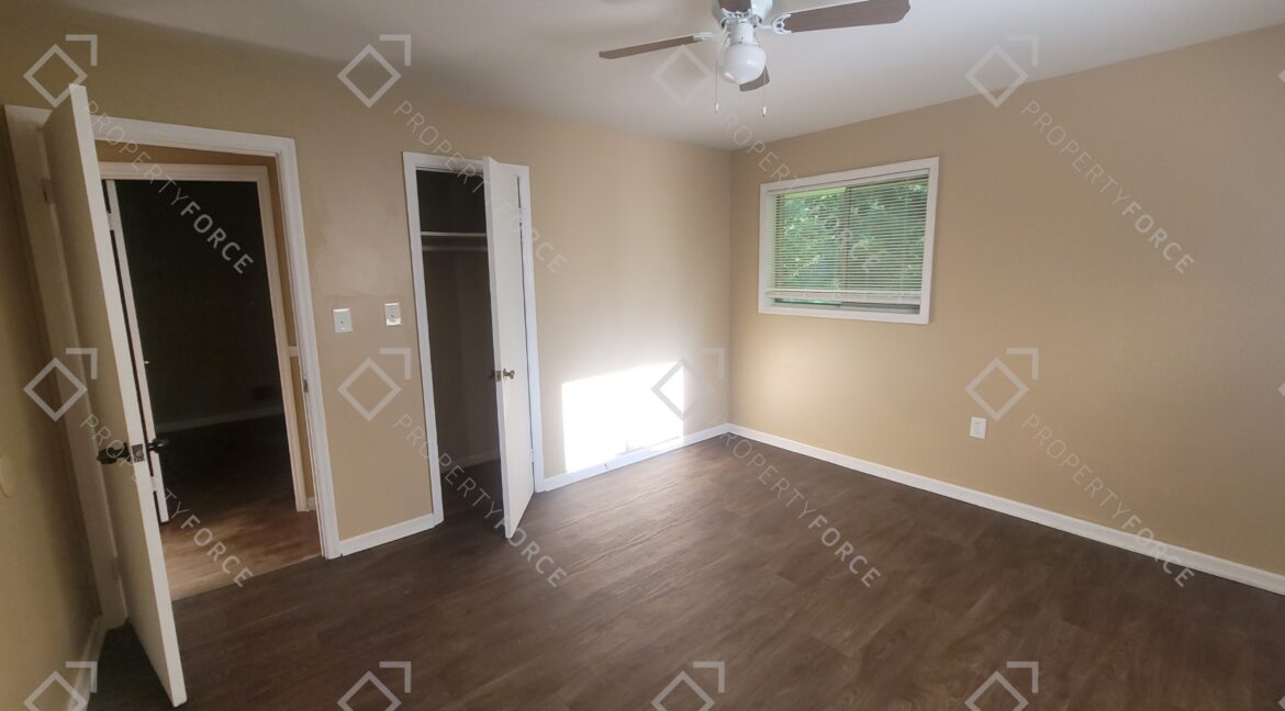 1664 Barrett Dr NW, Atlanta, GA 30318 (55)