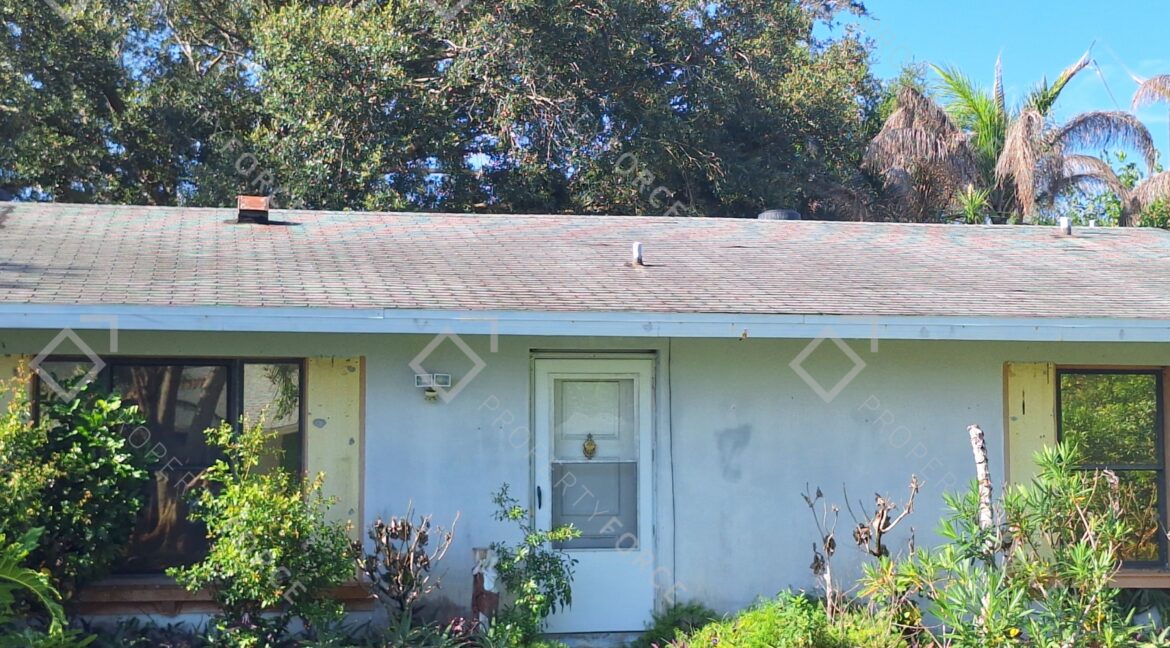 2052 Bradway St NE Palm Bay, FL 32905 (2)