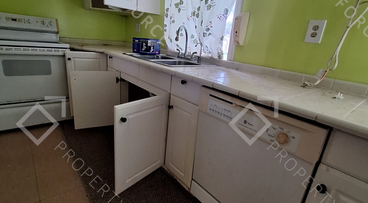 2052 Bradway St NE Palm Bay, FL 32905 (53)