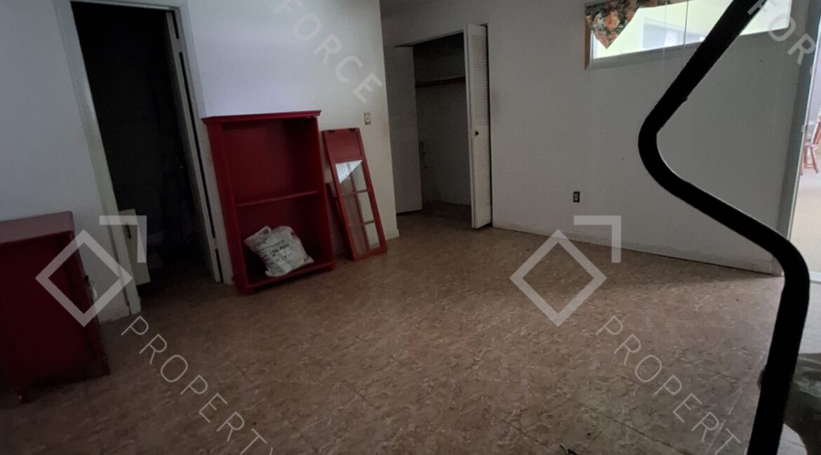 2052 Bradway St NE Palm Bay, FL 32905 (58)