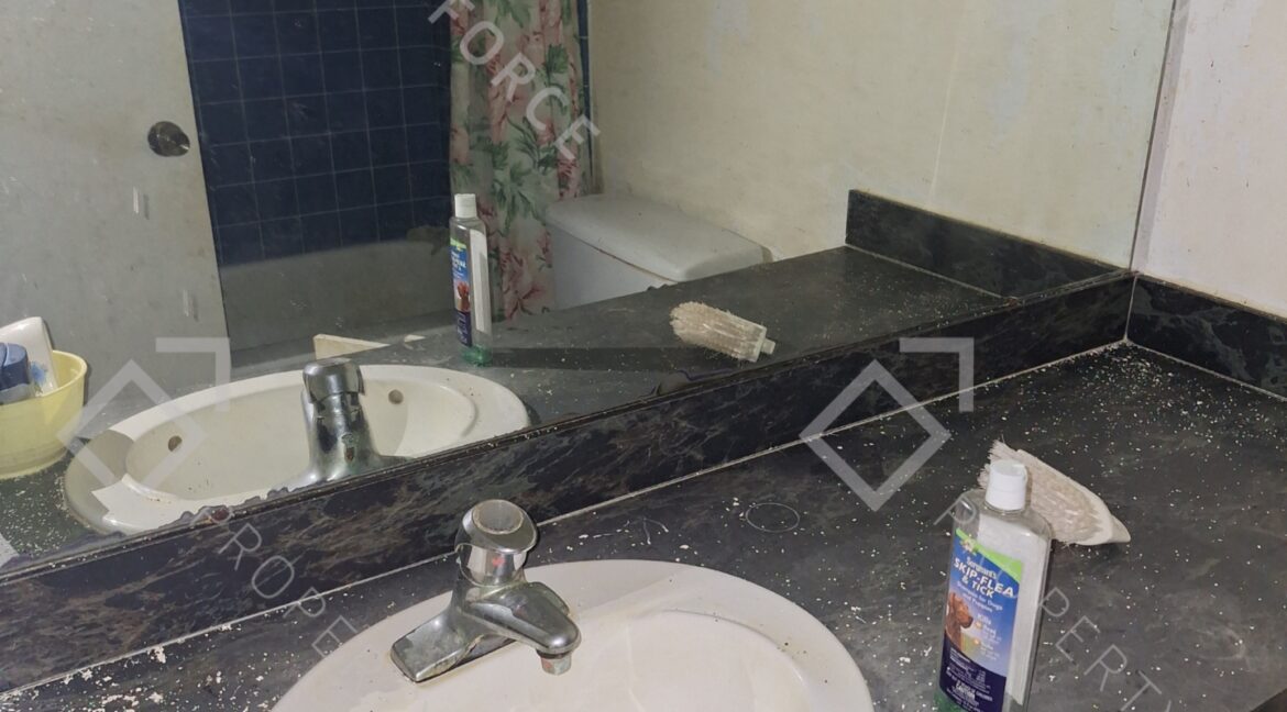 2052 Bradway St NE Palm Bay, FL 32905 (59)