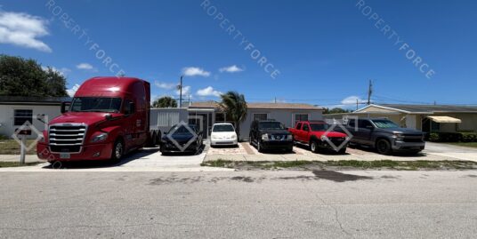 2121 Longwood Rd West Palm Beach, FL 33409