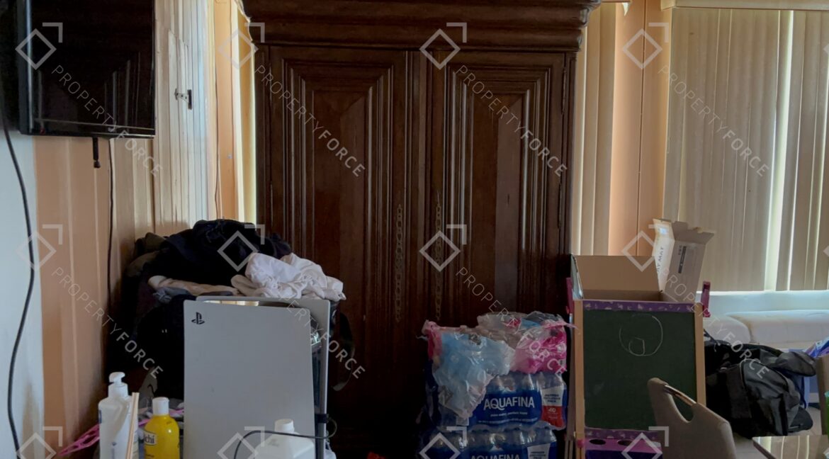 2121 Longwood Rd West Palm Beach, FL 33409 (43)